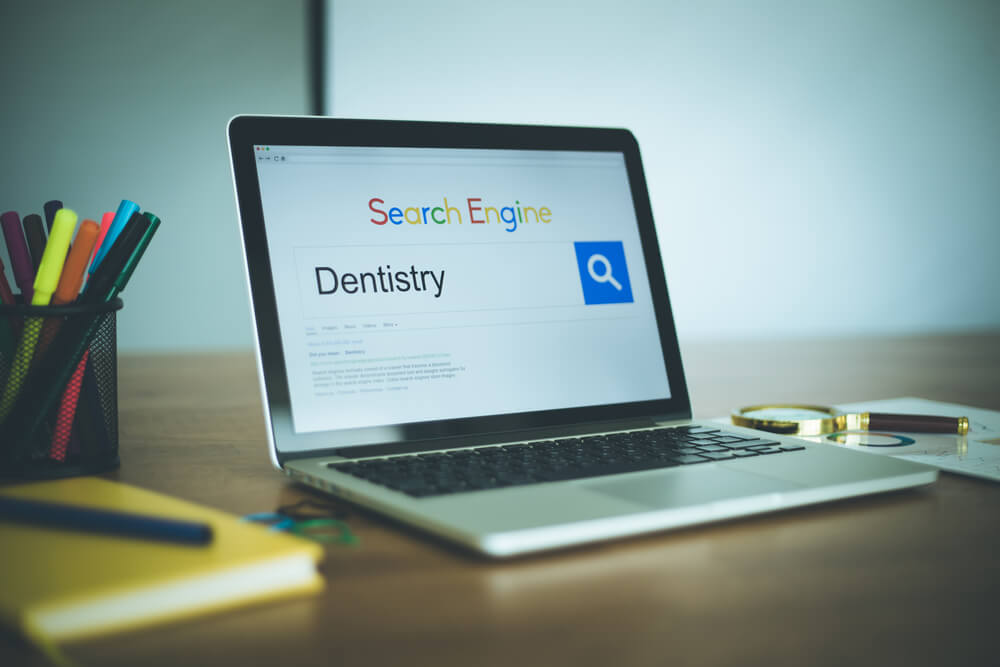 seo for dentist_Search Engine Concept: Searching DENTISTRY on Internet