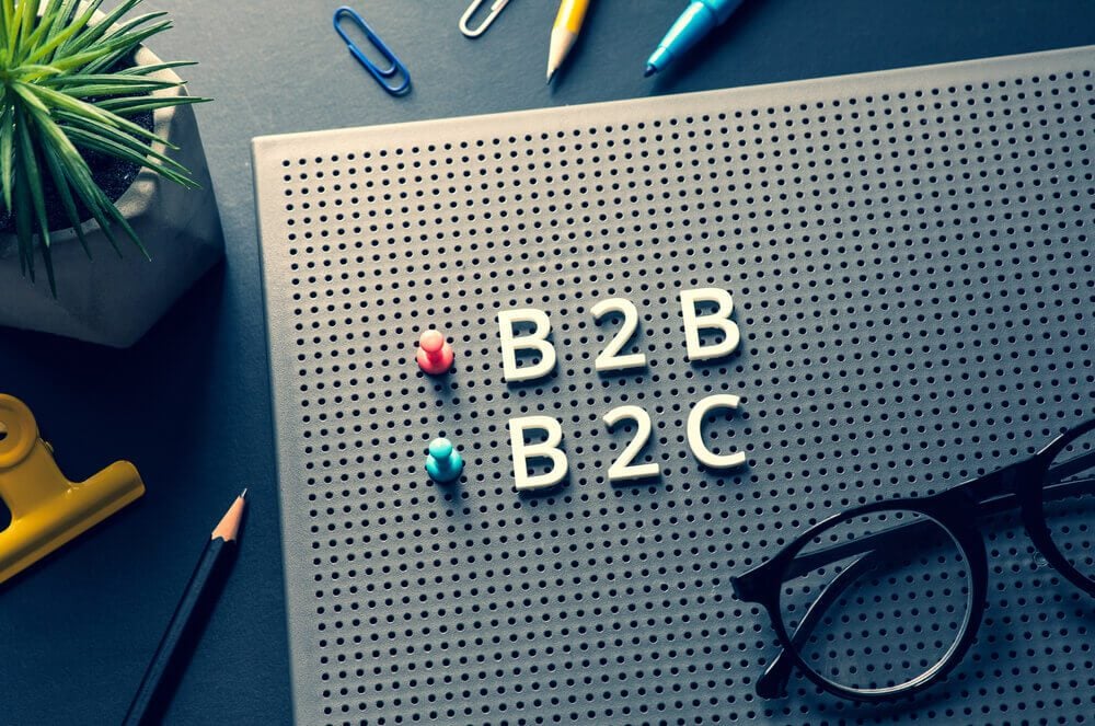 B2B B2C_Business marketing with b2b,b2c,c2c text on desk table.management and e-commerce concepts