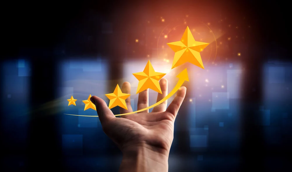 quality scores_Customer review satisfaction feedback survey concept. User give rating to service experience on online application. Customer can evaluate quality of service leading to reputation ranking of business.