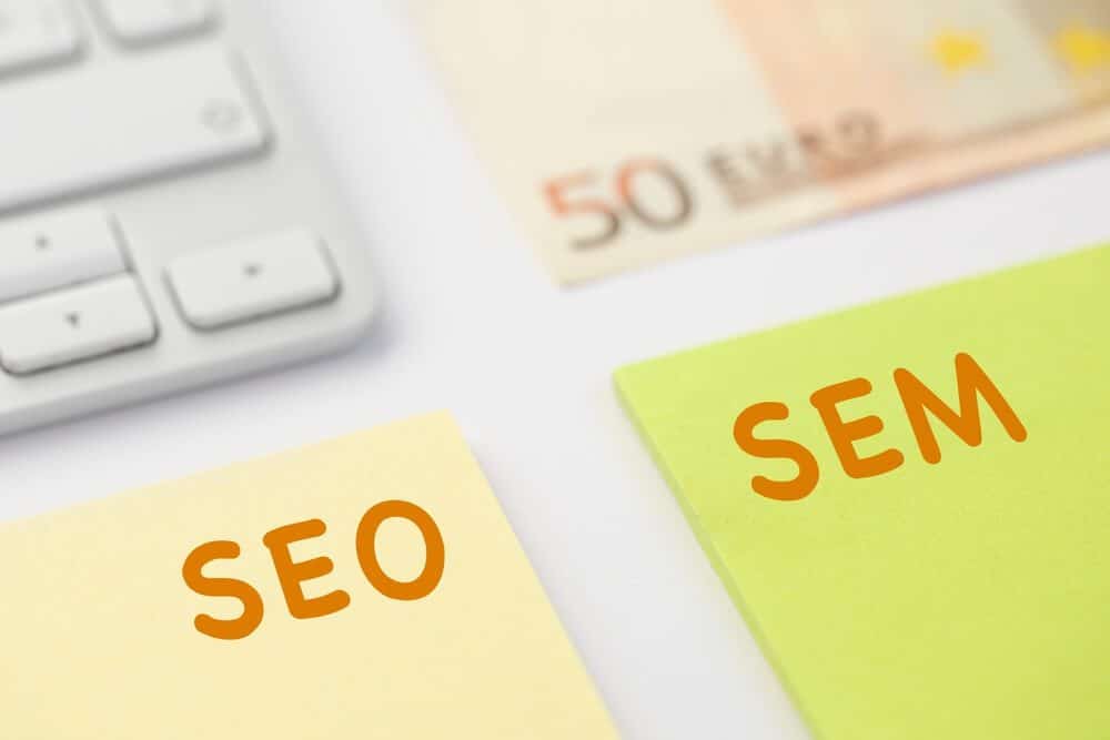 seo sem_SEO focuses on improving visibility organically or naturally in search results, SEM is based on advertising campaigns through paid ads on the results pages.