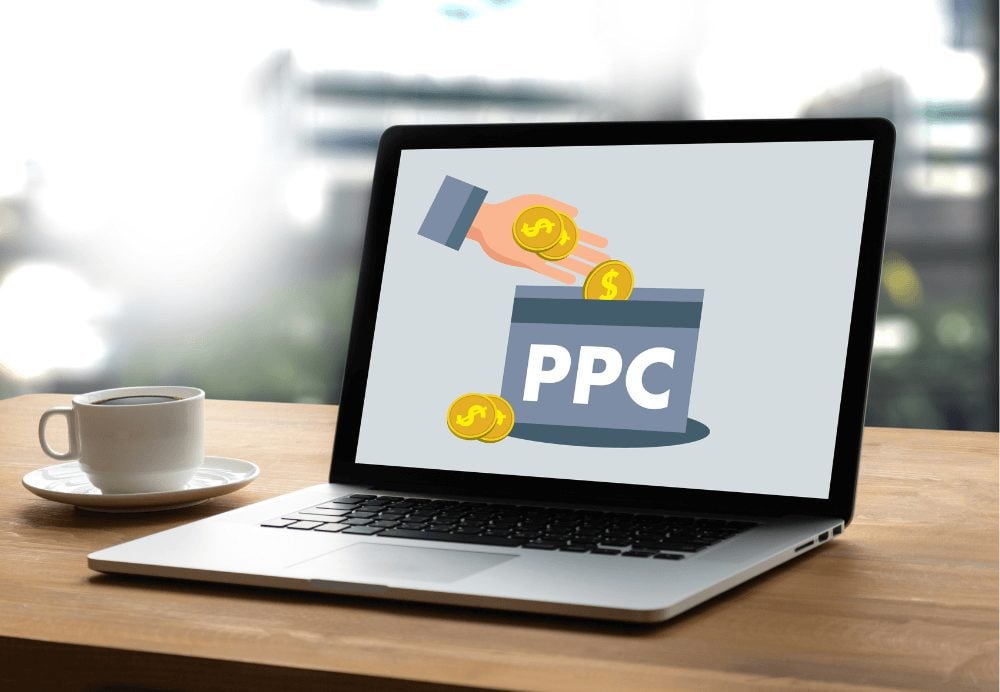pay per click_PPC - Pay Per Click concept Businessman working concept