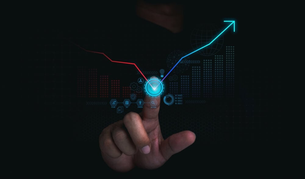 ROI_Investment technology, financial, return on investment - ROI concepts. Increasing arrow on digital tech chart and graph on dark background. Business growth, profit, solution, development and strategy.