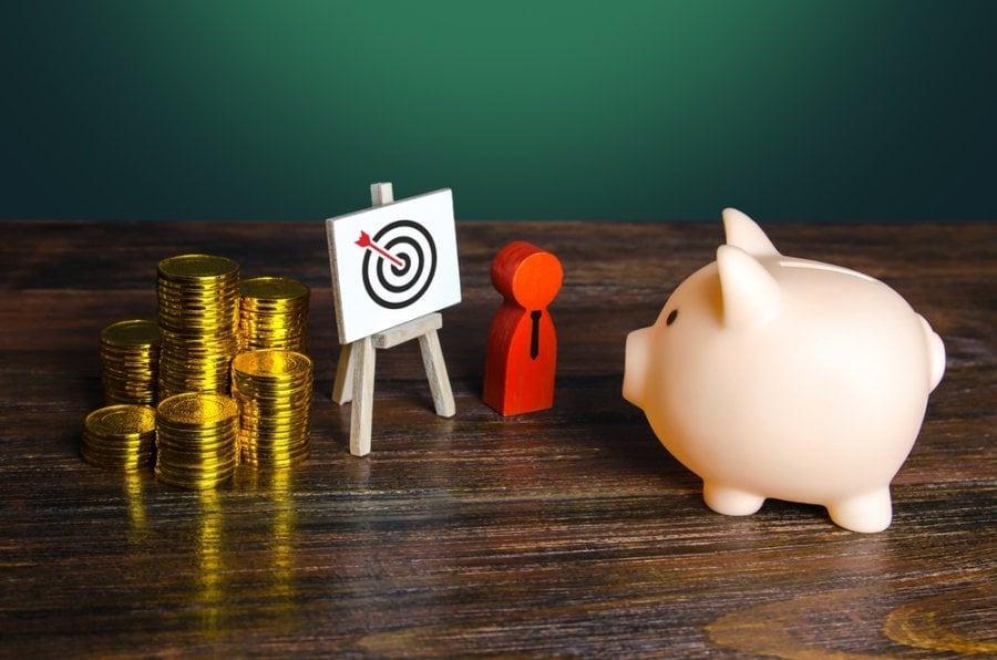 Big profit from the right targeting. Marketing and advertising. Attracting funds savings for business startup. Profitable niche. target audience coverage growth. Business and investments